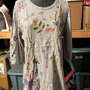 Johnny Was Gray Embroidered Long Sleeve Top
